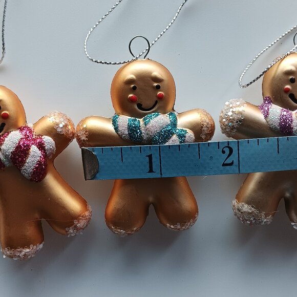 Gingerbread Men Scarves Glitter Christmas Tree Ornaments Set of 3 Metallic 2" - Picture 4 of 6